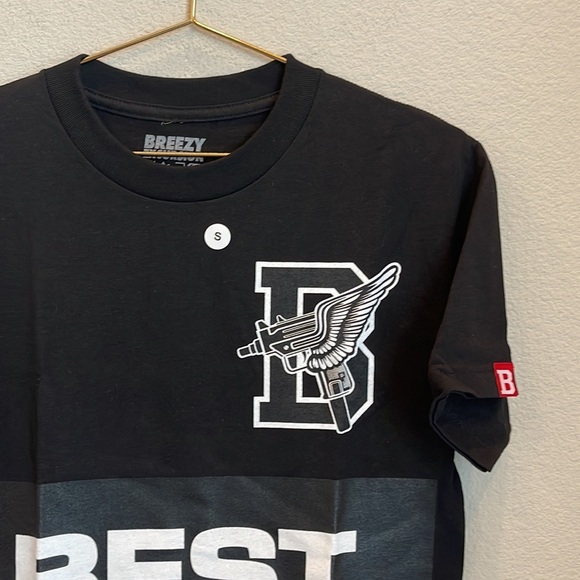 NEW Breezy Excursion BEST SPORT Crew Neck Graphic Tee Size Small - Picture 3 of 5